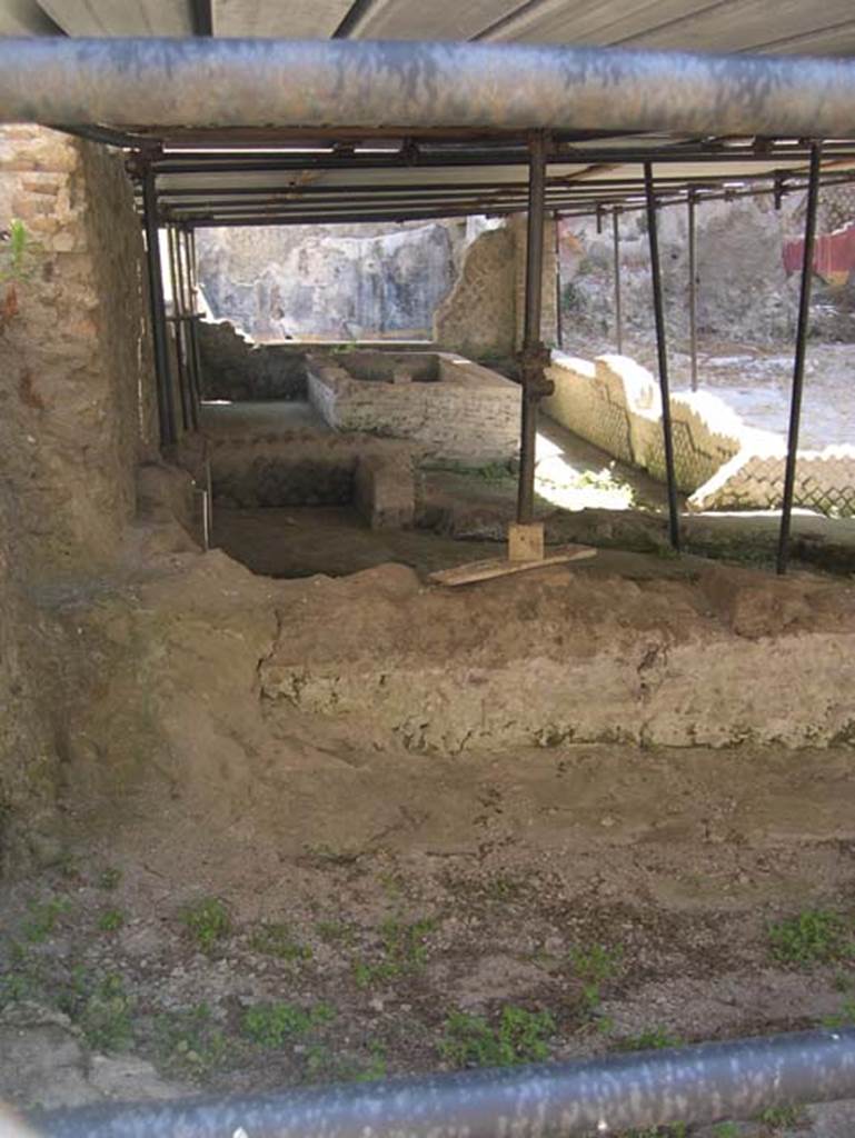 House of Dionysiac Reliefs, Herculaneum. July 2004.
Looking north from room (q), across room (n) into room (p). Photo courtesy of Jennifer Stephens. ©jfsPAP0693